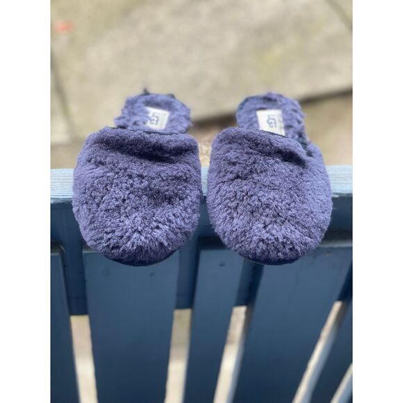 UGG® Women’s Fluffette slippers Navy Sz 6 US - Picture 9 of 10